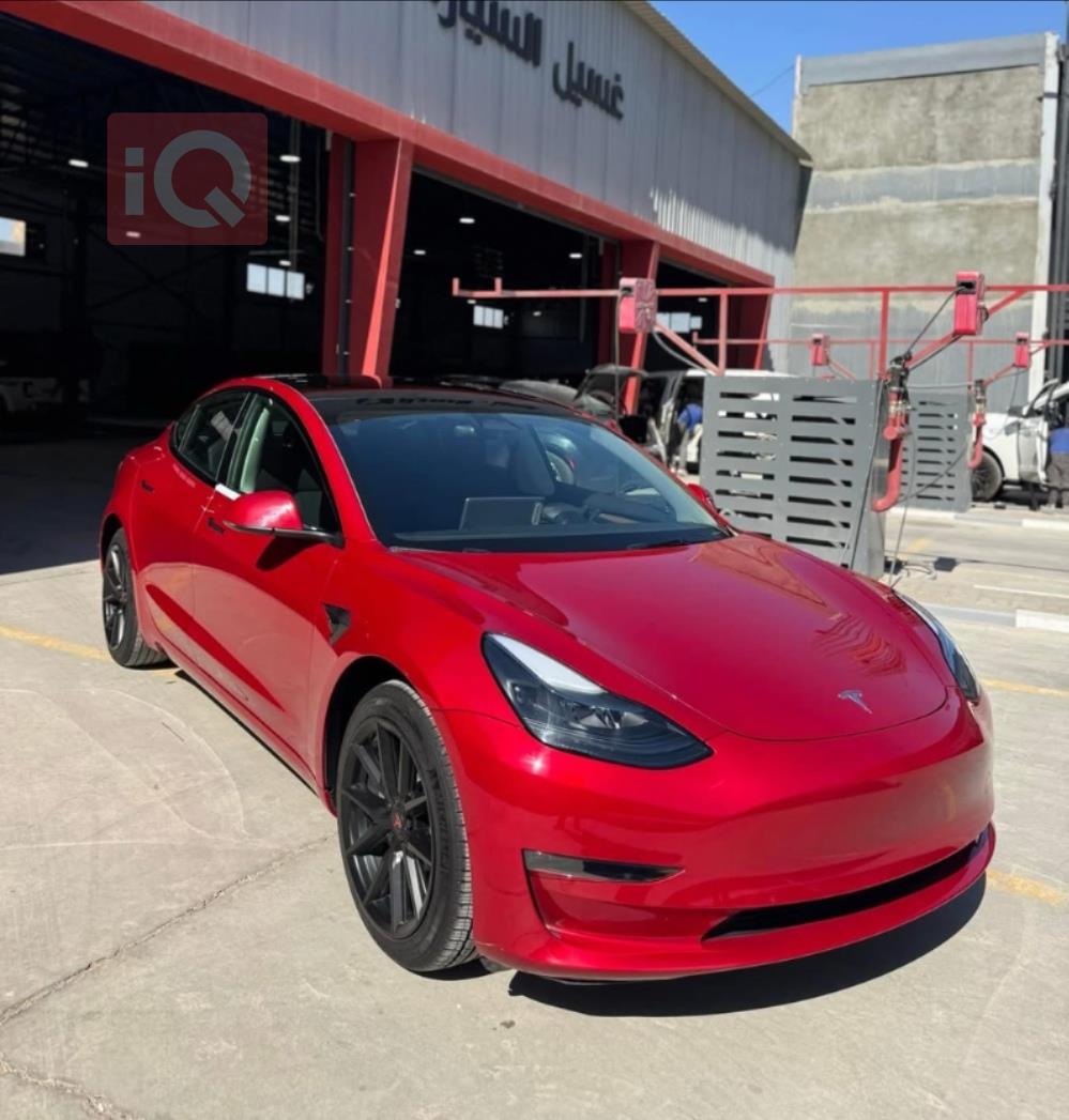 تسلا موديل 3